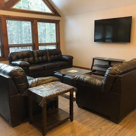 Wolf Den Villa Valemount Dış mekan fotoğraf