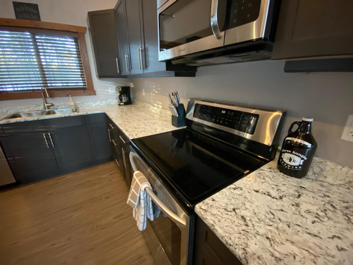 Wolf Den Villa Valemount Dış mekan fotoğraf