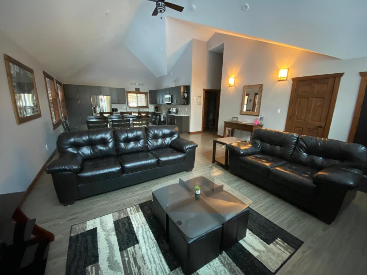 Wolf Den Villa Valemount Dış mekan fotoğraf