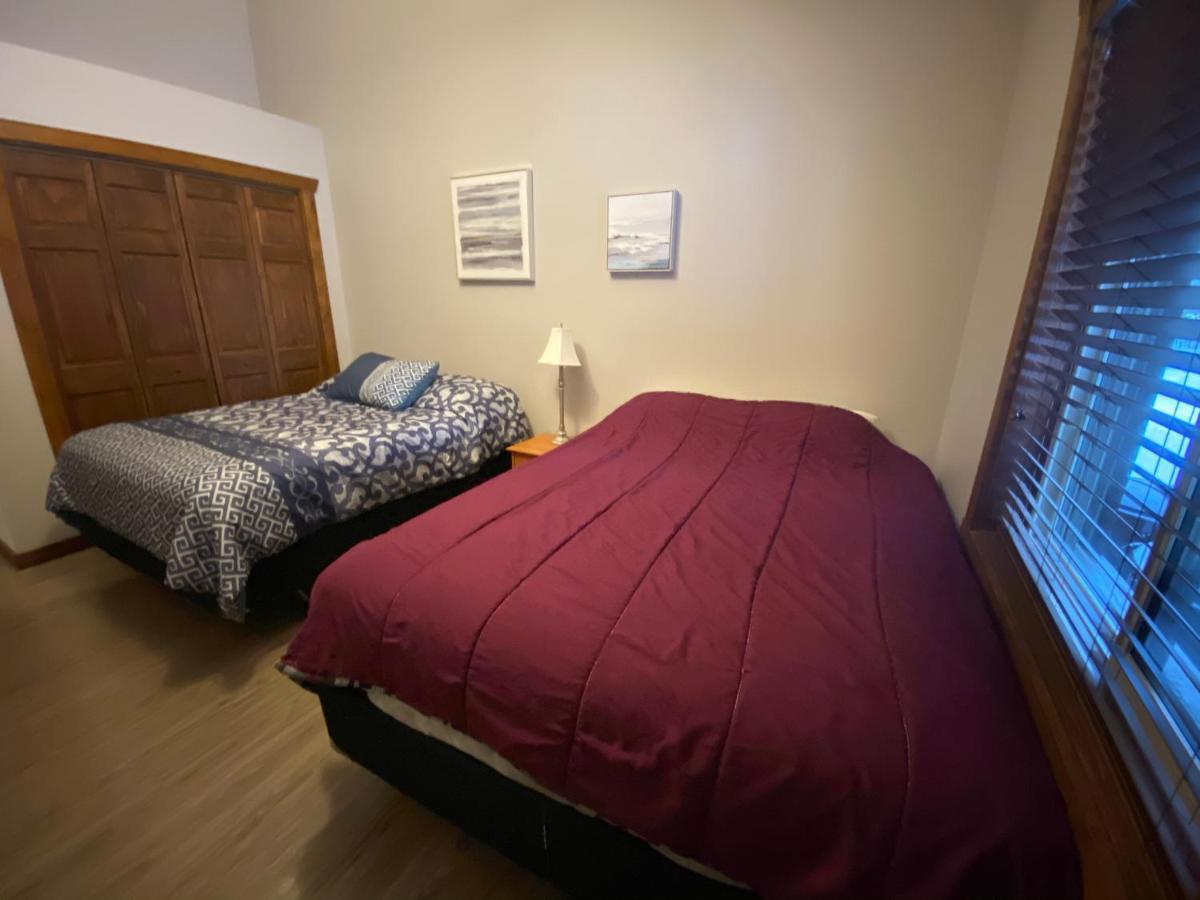 Wolf Den Villa Valemount Dış mekan fotoğraf