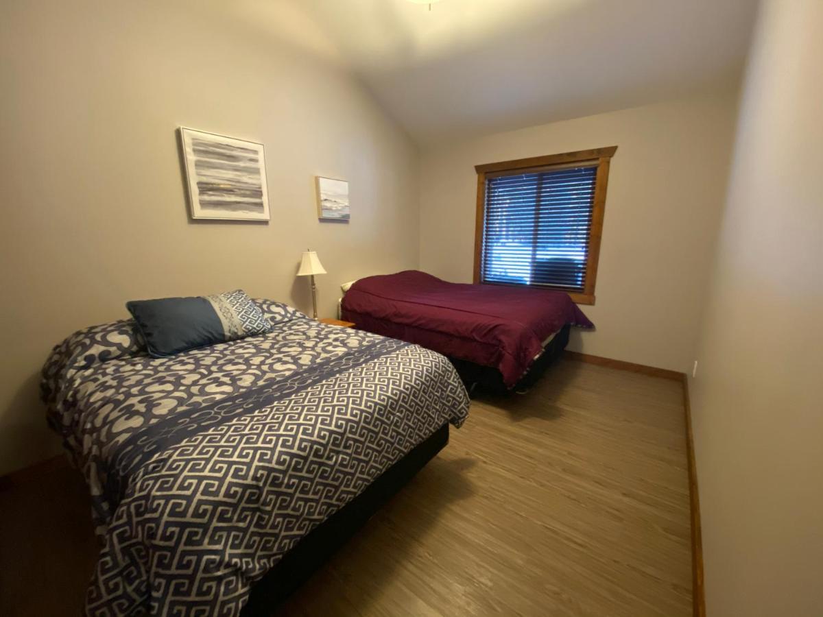 Wolf Den Villa Valemount Dış mekan fotoğraf